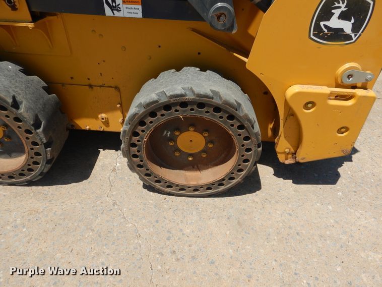 image for item HS9692 2016 John Deere 314G  skid steer loader