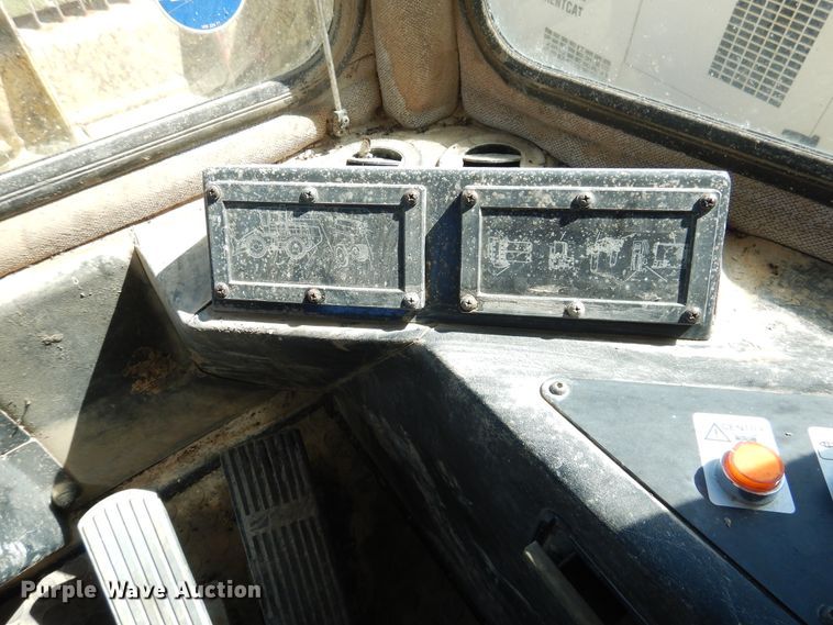 image for item HV9176 2001 Bomag BC771RB  landfill compactor