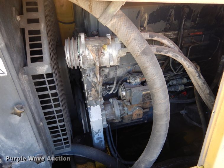 image for item HV9176 2001 Bomag BC771RB  landfill compactor