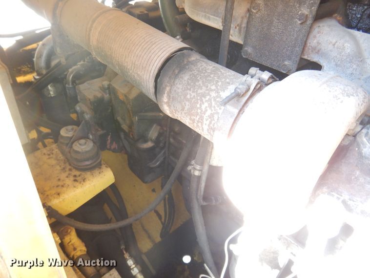 image for item HV9176 2001 Bomag BC771RB  landfill compactor