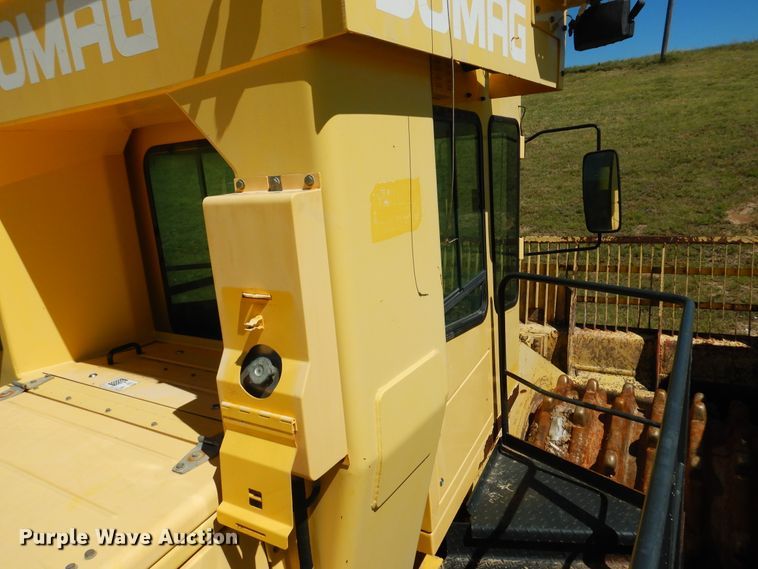 image for item HV9176 2001 Bomag BC771RB  landfill compactor