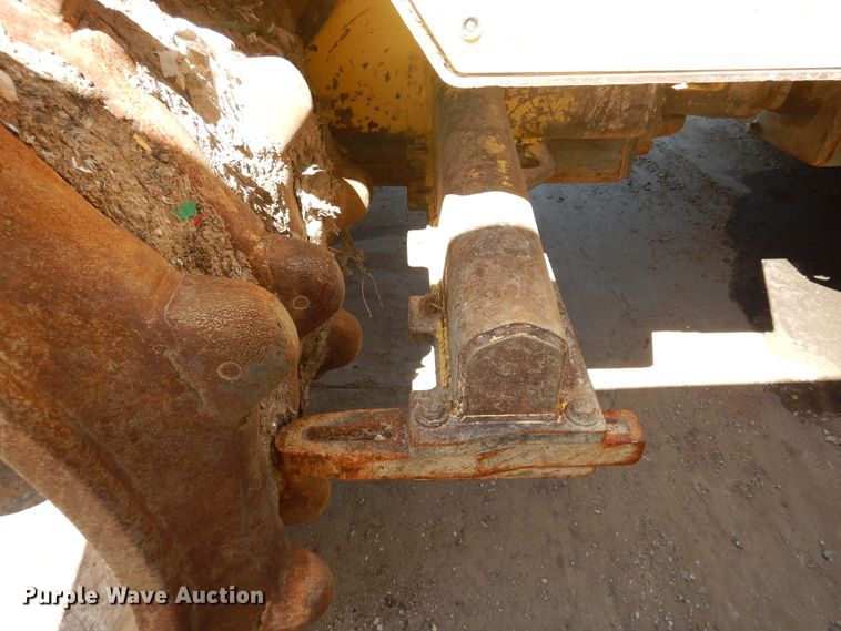 image for item HV9176 2001 Bomag BC771RB  landfill compactor