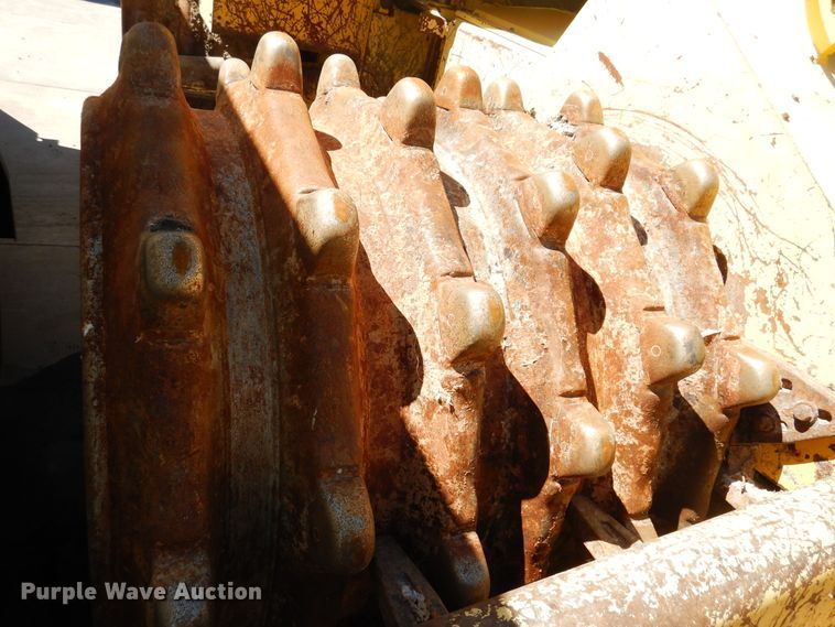 image for item HV9176 2001 Bomag BC771RB  landfill compactor