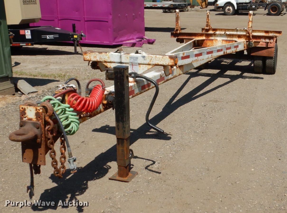 2002 Butler Pole trailer in Hutchinson, MN | Item GA9100 sold | Purple Wave