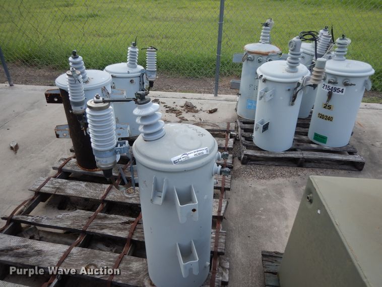 image for item HC9530 (7) transformers