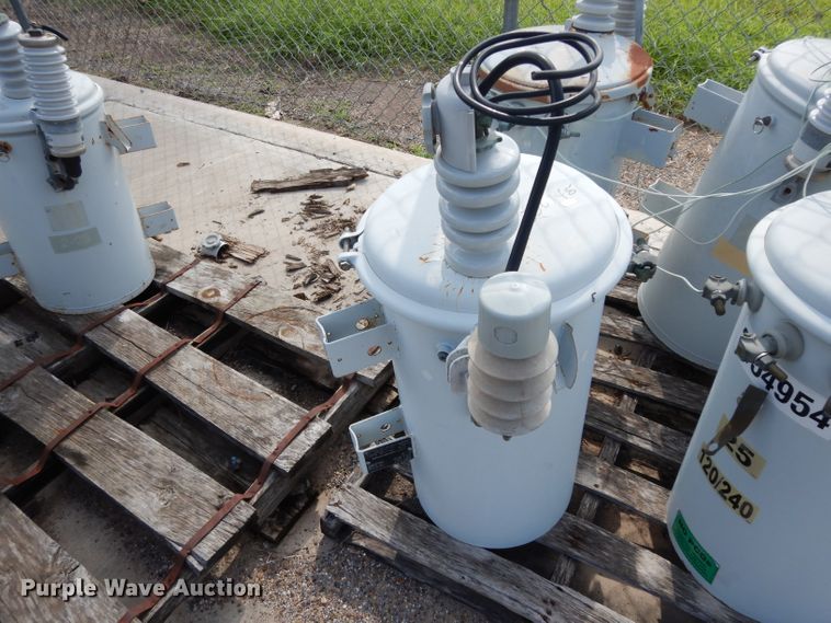 image for item HC9530 (7) transformers