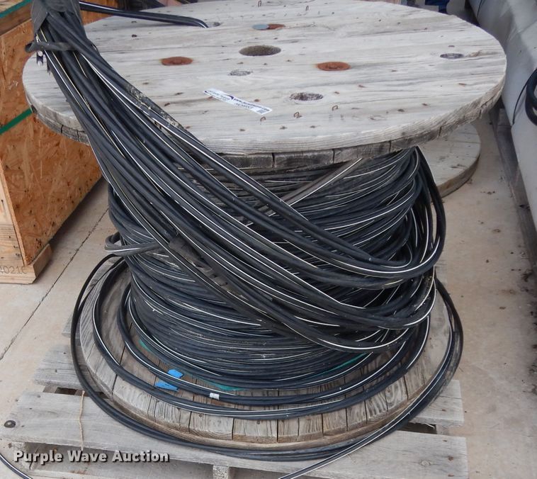 image for item HC9653 Approximately 1,100' of cable
