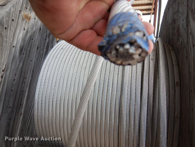 image for item HC9656 Approximately 7,267' of 477 ACSR, 26/7 HAWK cable