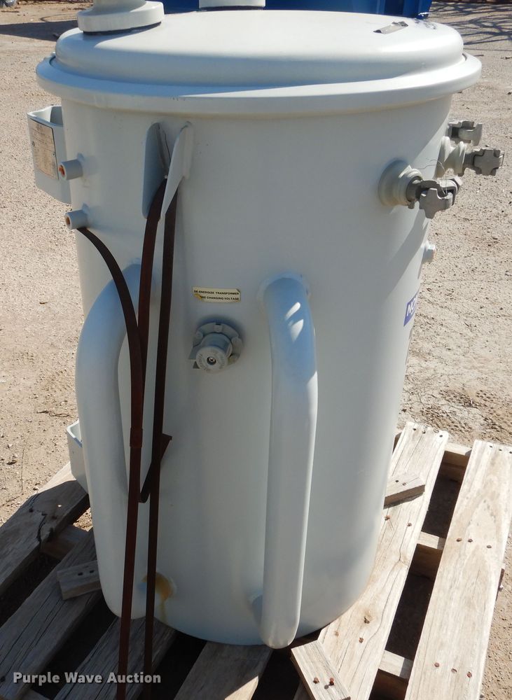 image for item HM9000 (3) transformers