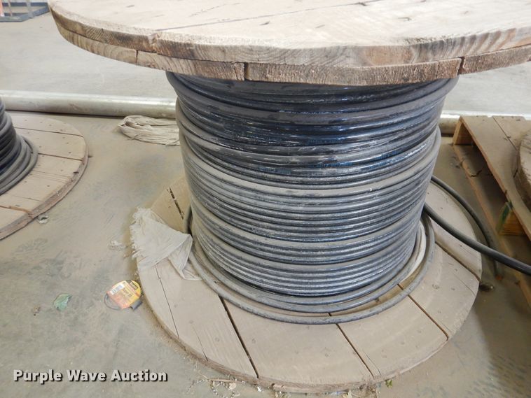 image for item HM9021 (5) cable reels of 4/0 wire