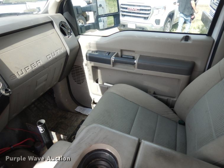 image for item DH5501 2008 Ford F550 Super Duty  bucket truck