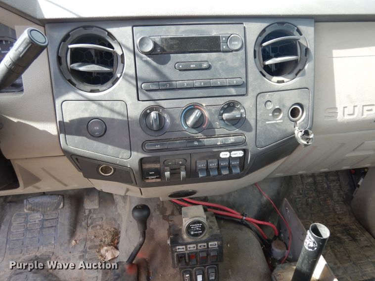 image for item DH5501 2008 Ford F550 Super Duty  bucket truck