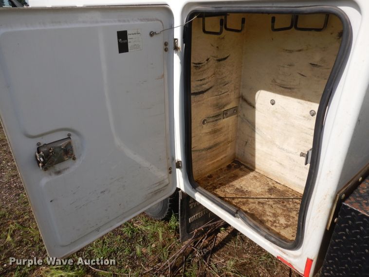 image for item DH5501 2008 Ford F550 Super Duty  bucket truck