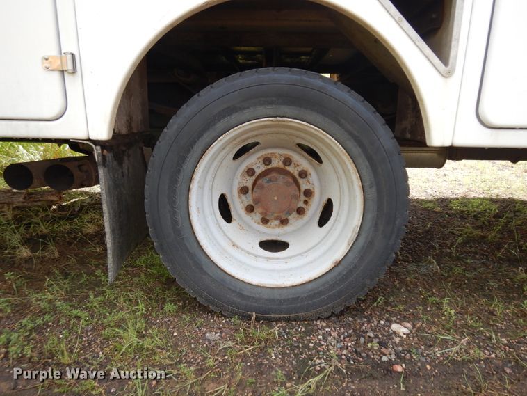 image for item DH5501 2008 Ford F550 Super Duty  bucket truck