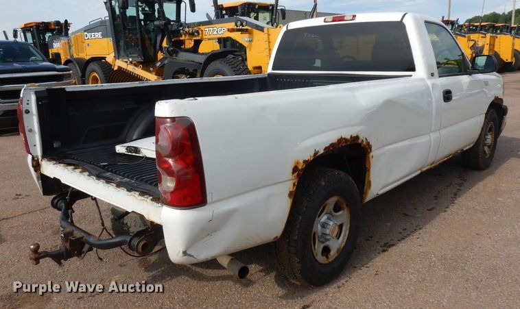 image for item DH5503 2003 Chevrolet Silverado 1500  pickup truck
