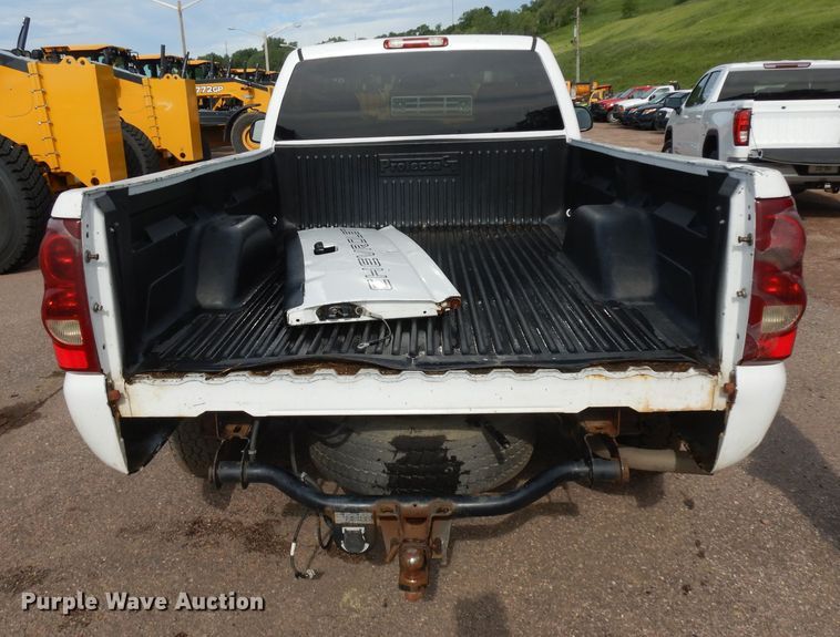 image for item DH5503 2003 Chevrolet Silverado 1500  pickup truck