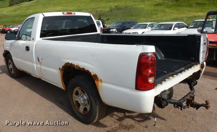 image for item DH5503 2003 Chevrolet Silverado 1500  pickup truck