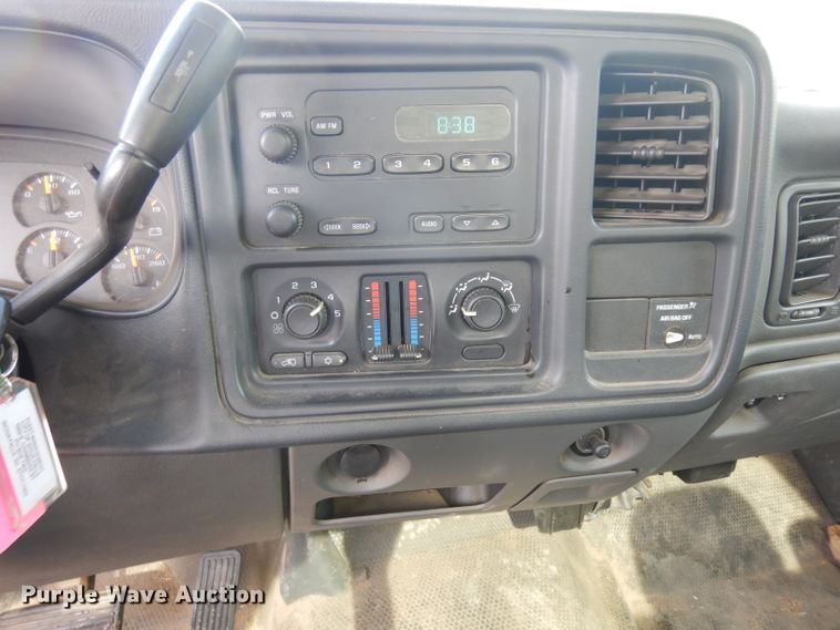 image for item DH5503 2003 Chevrolet Silverado 1500  pickup truck