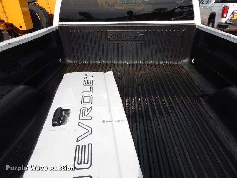 image for item DH5503 2003 Chevrolet Silverado 1500  pickup truck