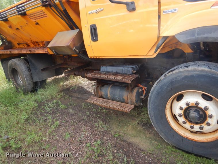 image for item DH5504 2008 International WorkStar 7400  dump truck