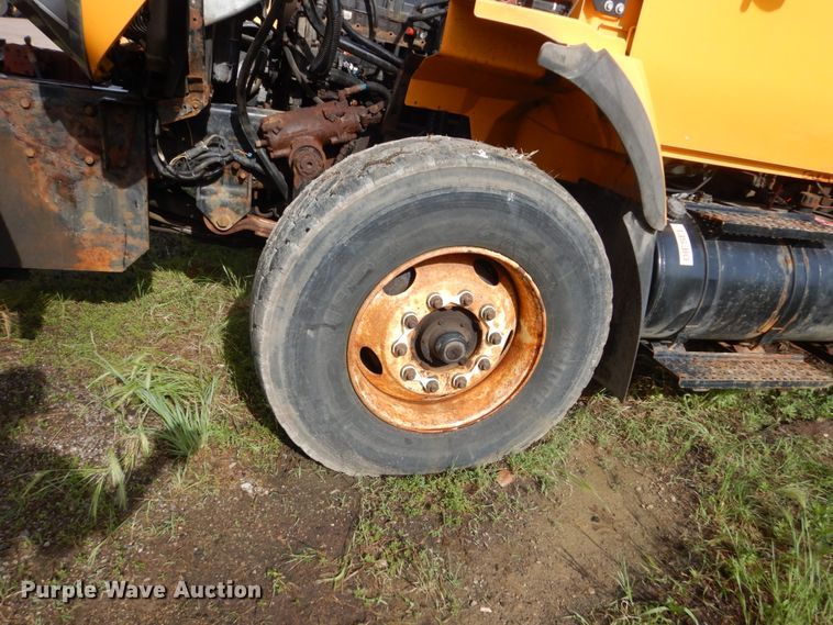 image for item DH5504 2008 International WorkStar 7400  dump truck