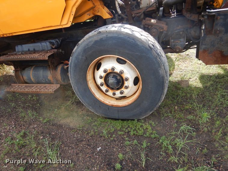 image for item DH5504 2008 International WorkStar 7400  dump truck