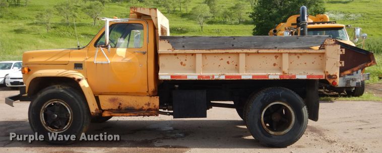 image for item DH5505 1987 GMC C7000  dump truck