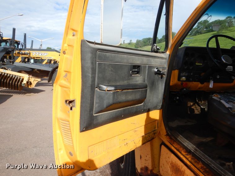 image for item DH5505 1987 GMC C7000  dump truck