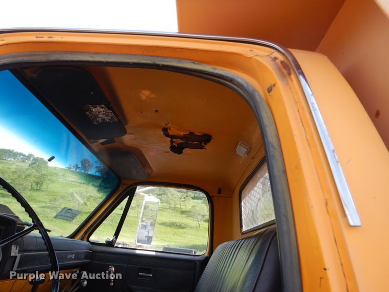 image for item DH5505 1987 GMC C7000  dump truck