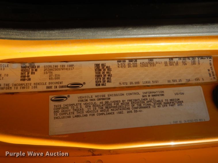 image for item DH5507 2007 Sterling L-Line  vacuum truck