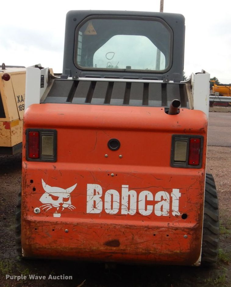 image for item DH5513 Bobcat 753  skid steer loader