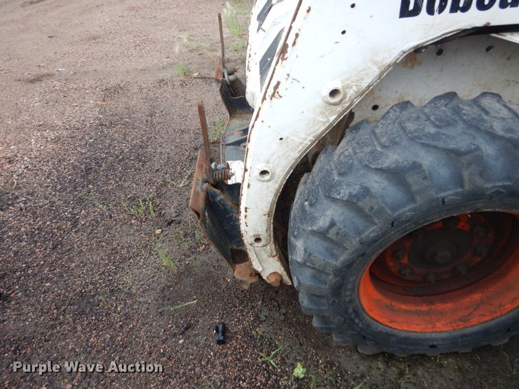 image for item DH5513 Bobcat 753  skid steer loader
