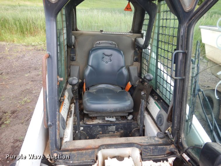 image for item DH5513 Bobcat 753  skid steer loader