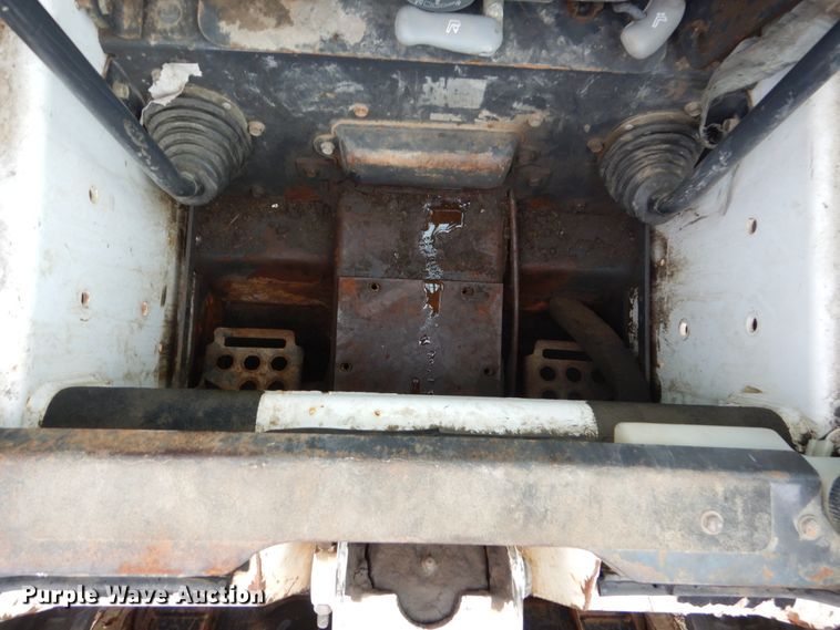 image for item DH5513 Bobcat 753  skid steer loader