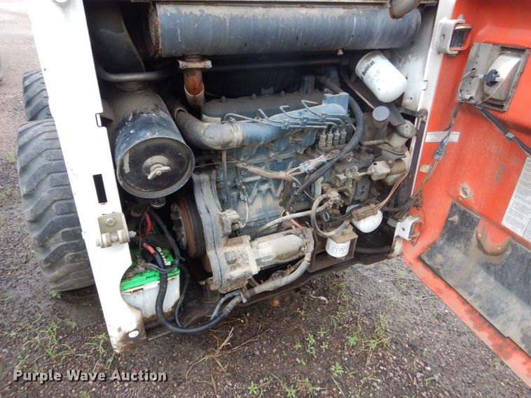 image for item DH5513 Bobcat 753  skid steer loader