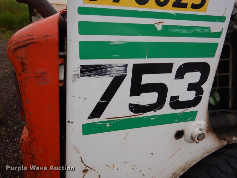 image for item DH5513 Bobcat 753  skid steer loader