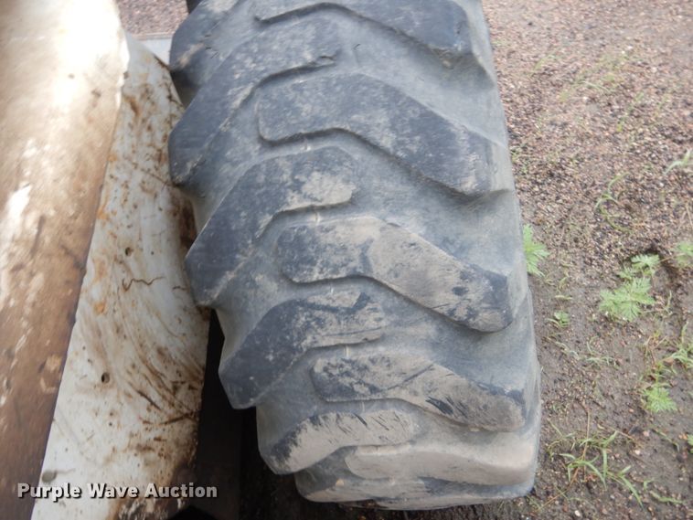 image for item DH5513 Bobcat 753  skid steer loader