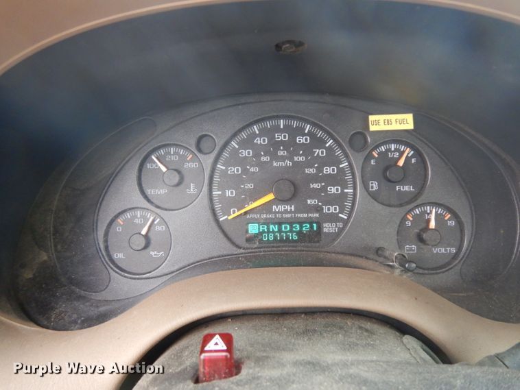 image for item DH5514 2001 Chevrolet S10  pickup truck