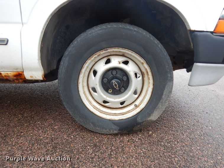 image for item DH5514 2001 Chevrolet S10  pickup truck