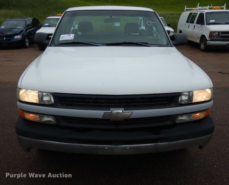 image for item DH5521 2002 Chevrolet Silverado 1500  pickup truck