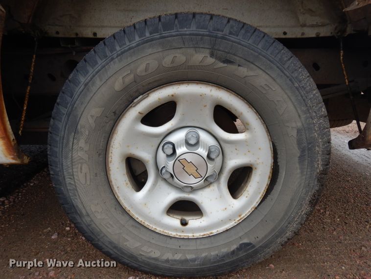 image for item DH5521 2002 Chevrolet Silverado 1500  pickup truck