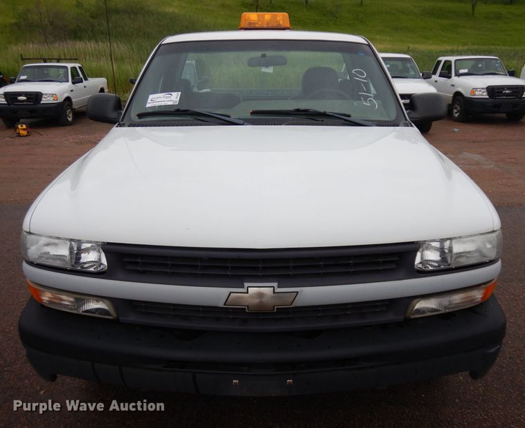 image for item DH5522 2000 Chevrolet Silverado 1500  pickup truck