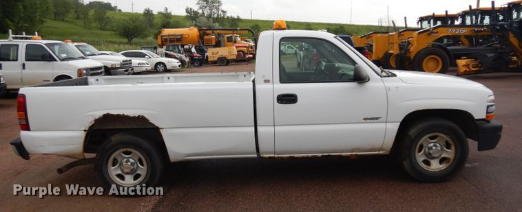 image for item DH5522 2000 Chevrolet Silverado 1500  pickup truck