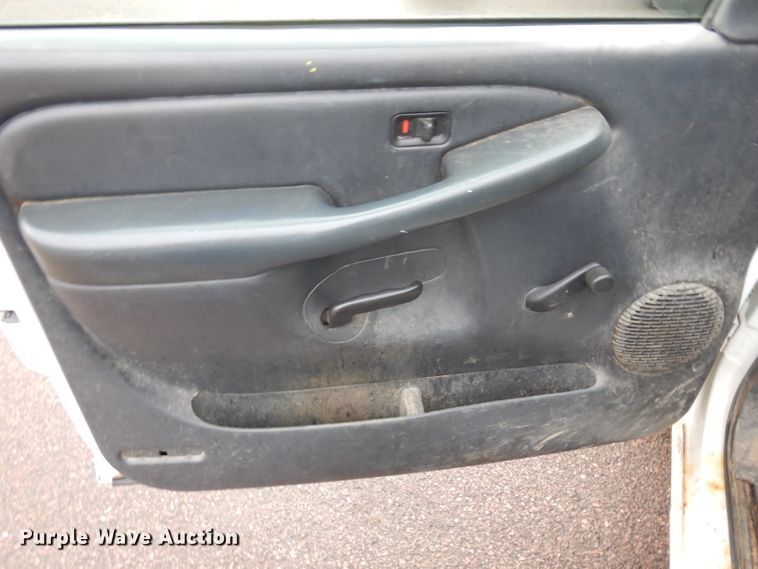 image for item DH5522 2000 Chevrolet Silverado 1500  pickup truck