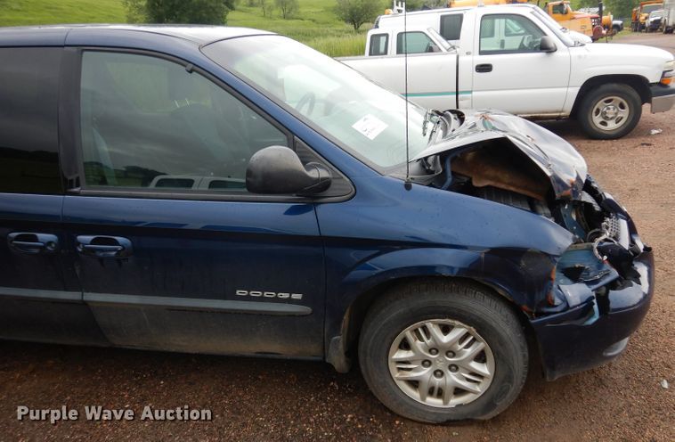 image for item DH5523 2001 Dodge Grand Caravan  van