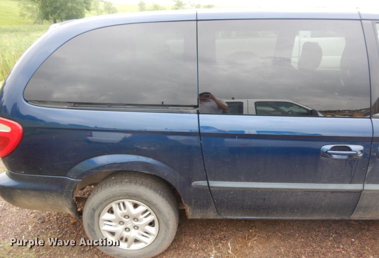 image for item DH5523 2001 Dodge Grand Caravan  van