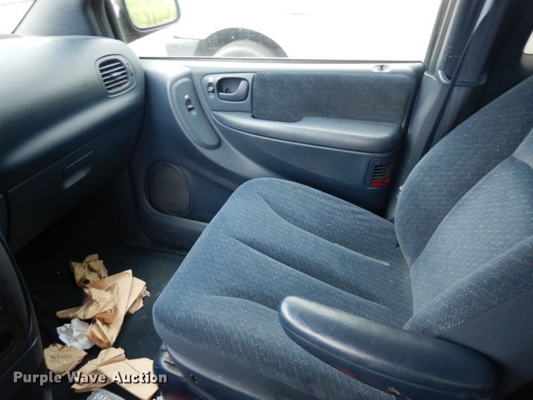 image for item DH5523 2001 Dodge Grand Caravan  van