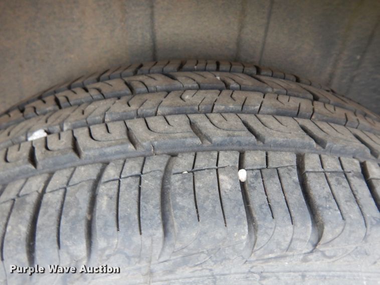 image for item DH5523 2001 Dodge Grand Caravan  van