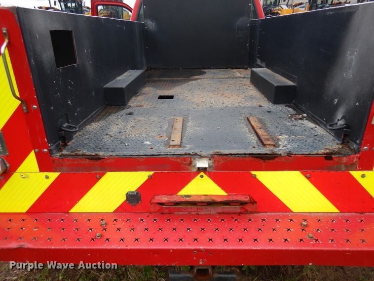 image for item DH5529 2004 Ford F550 Super Duty  Crew Cab utility bed truck