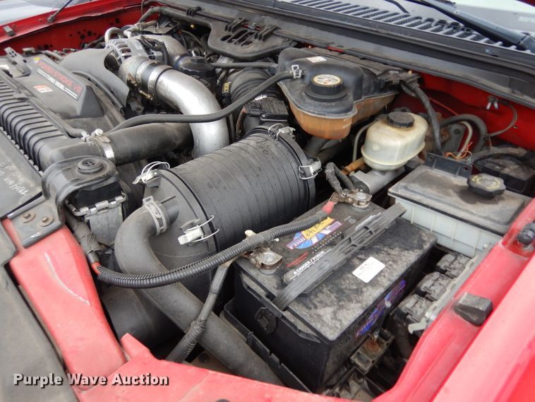 image for item DH5529 2004 Ford F550 Super Duty  Crew Cab utility bed truck